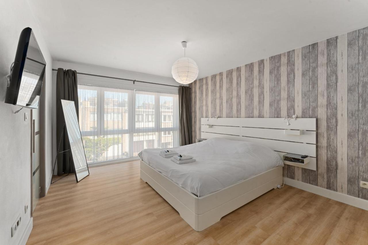 Ruime Woning 10P Met Zonnige Tuin & Nabij Strand Blankenberge Buitenkant foto